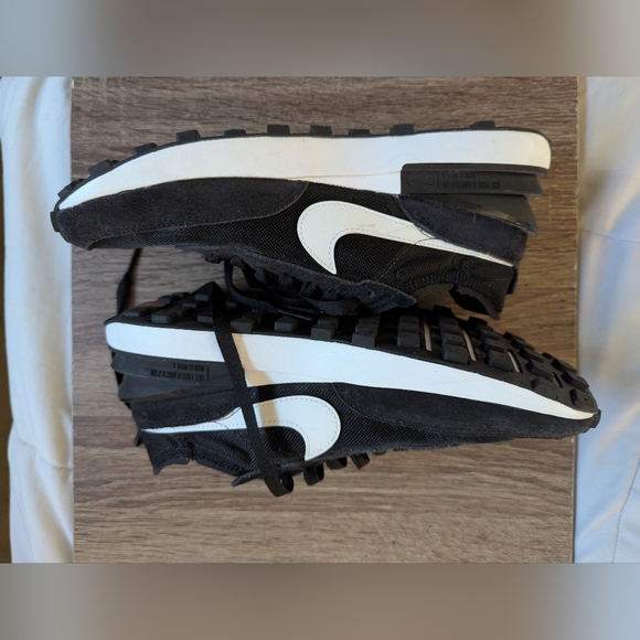 Nike Shoes - Nike Waffle One Women's Shoes (8)